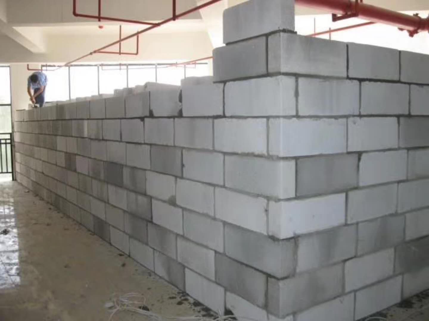 汉南蒸压加气混凝土砌块承重墙静力和抗震性能的研究